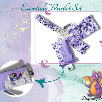 Essentials Wristlet Set